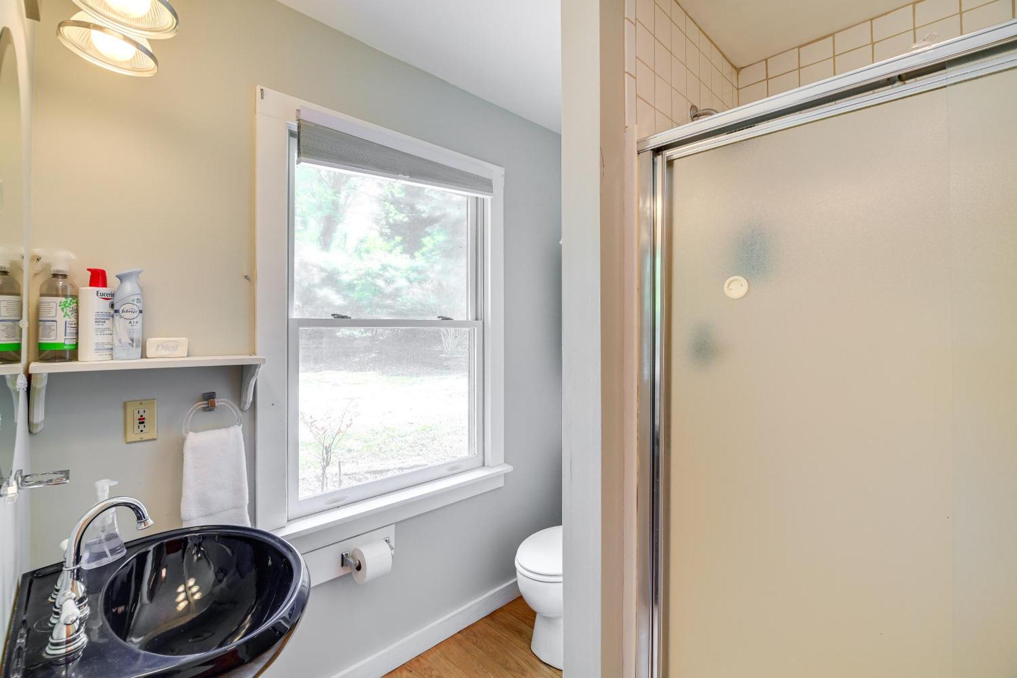Quaint Blue Ridge Cabin Rental With On-Site Stream! Sparta Exterior foto